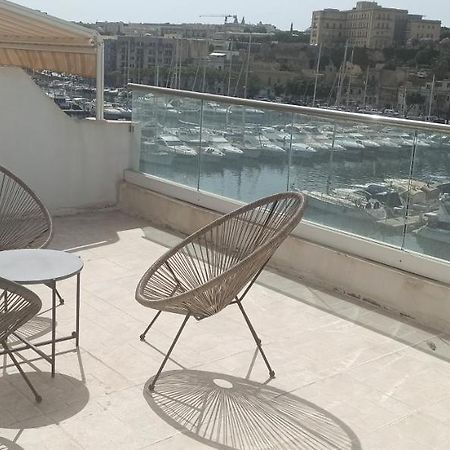 Amazing Sea View Penthouse Near Valletta Мсида Екстериор снимка